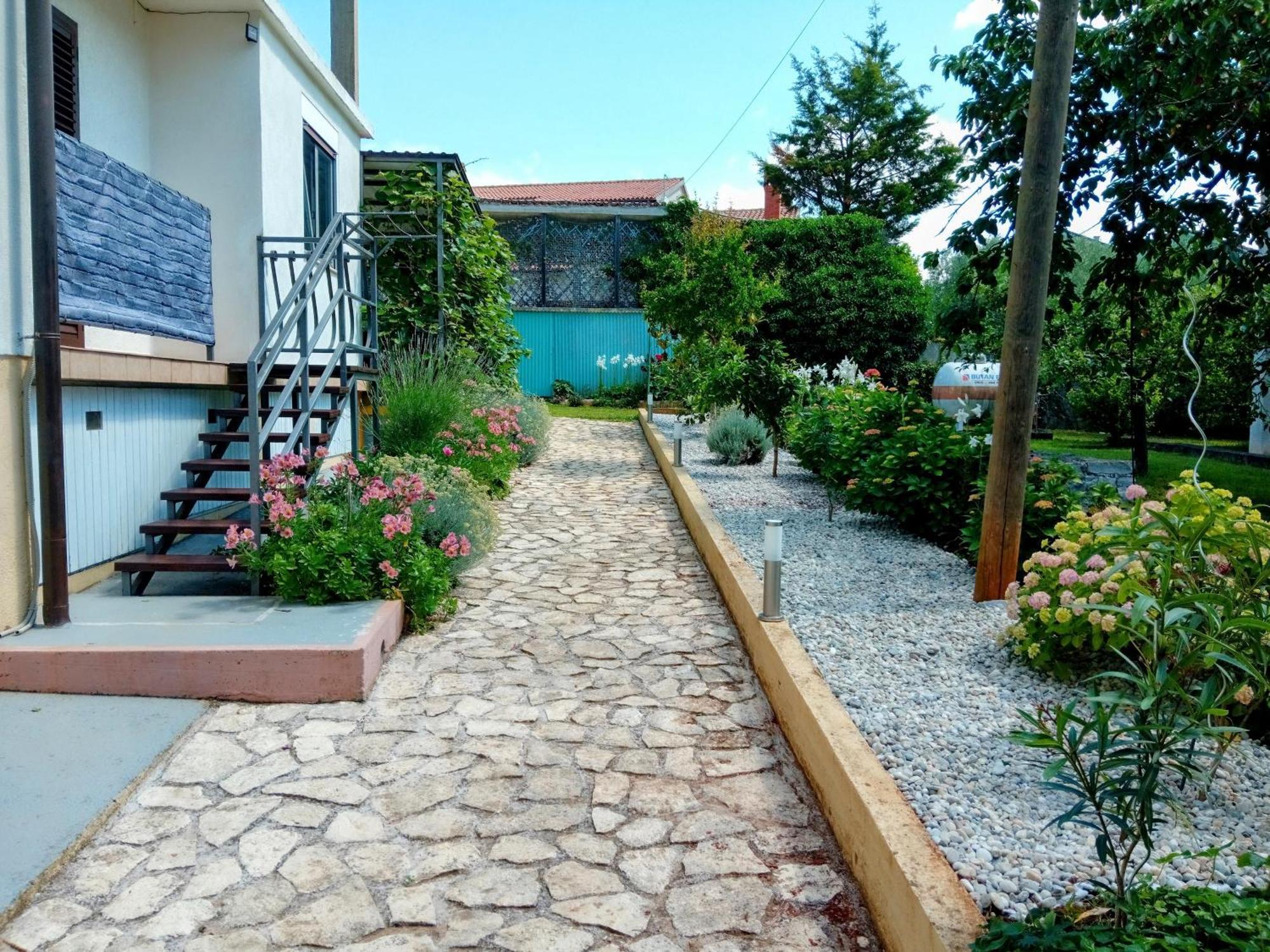Apartments And Room Markovic Rovinjsko Selo Exterior foto