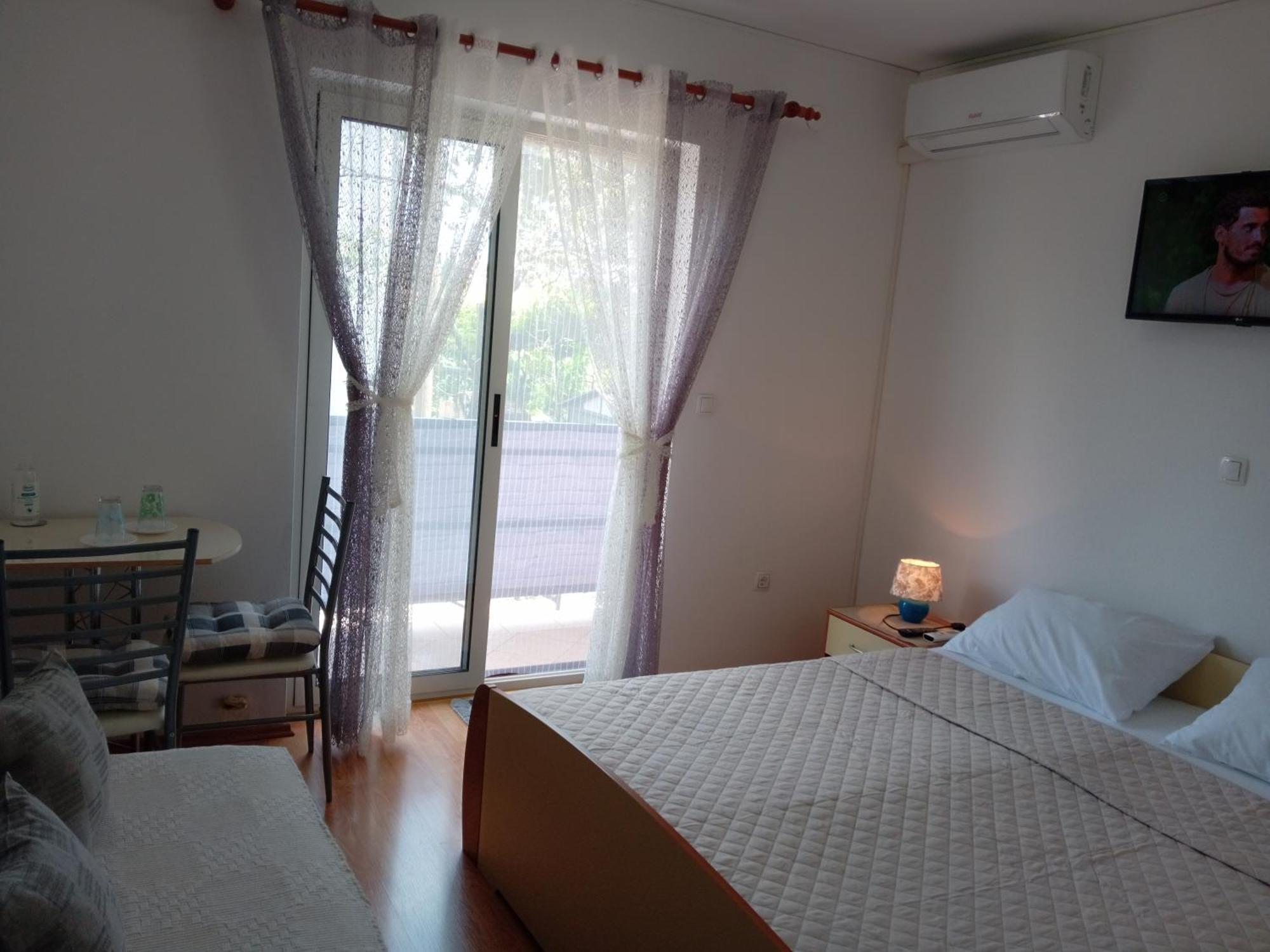 Apartments And Room Markovic Rovinjsko Selo Exterior foto