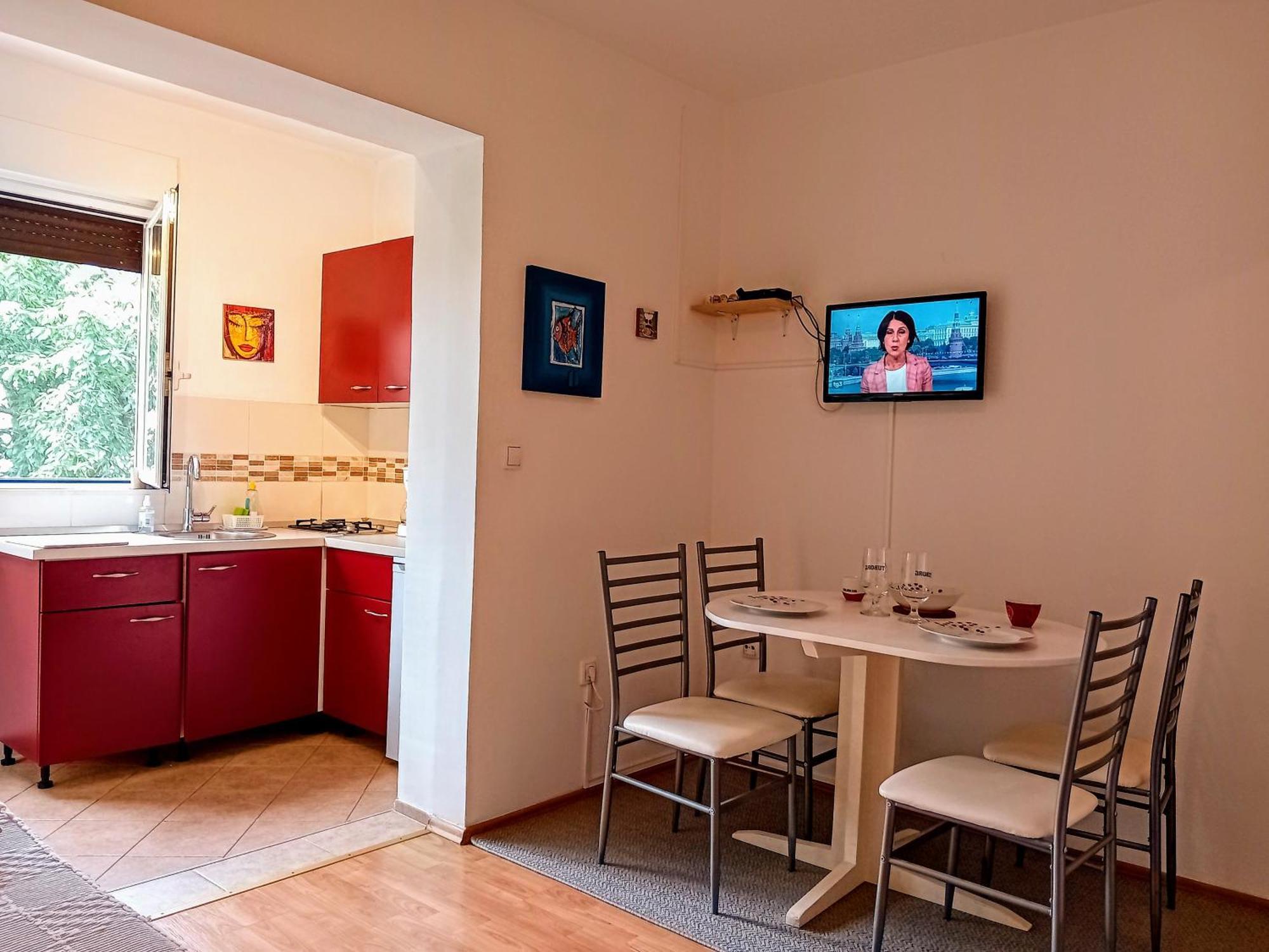 Apartments And Room Markovic Rovinjsko Selo Quarto foto